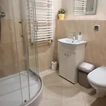 Monali קרפאז'